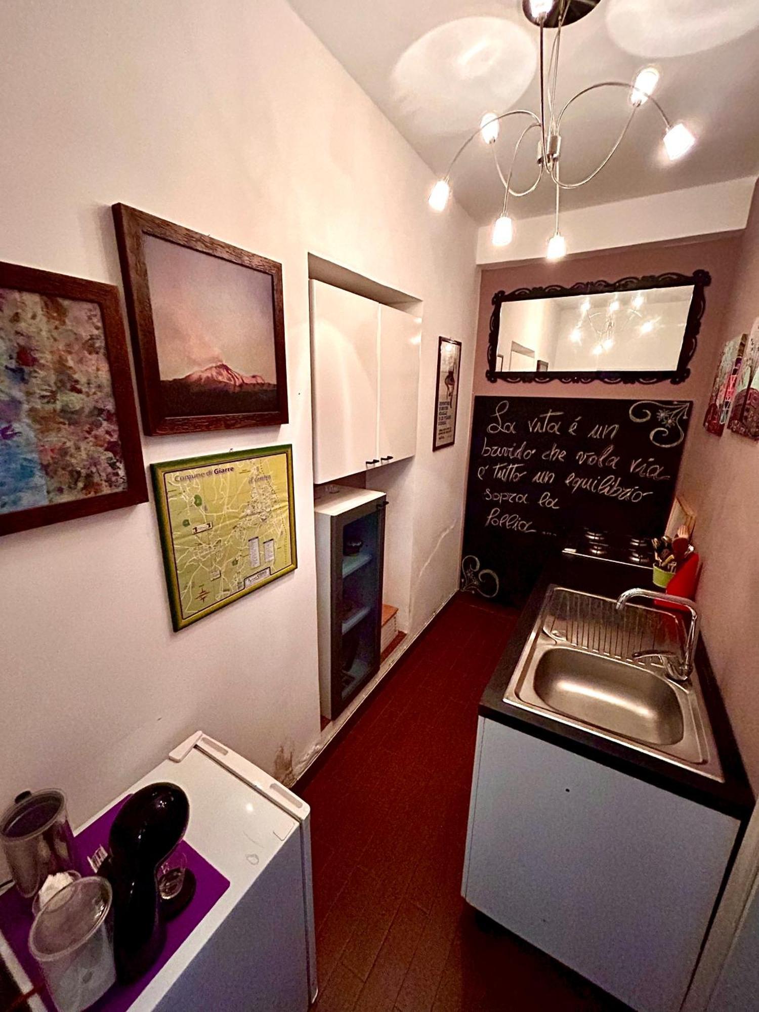 Moni Rooms Джарре Экстерьер фото