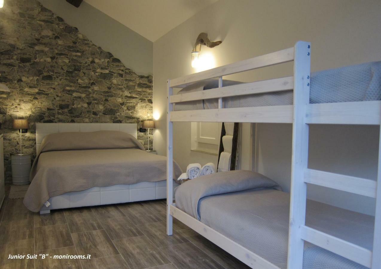 Moni Rooms Джарре Экстерьер фото