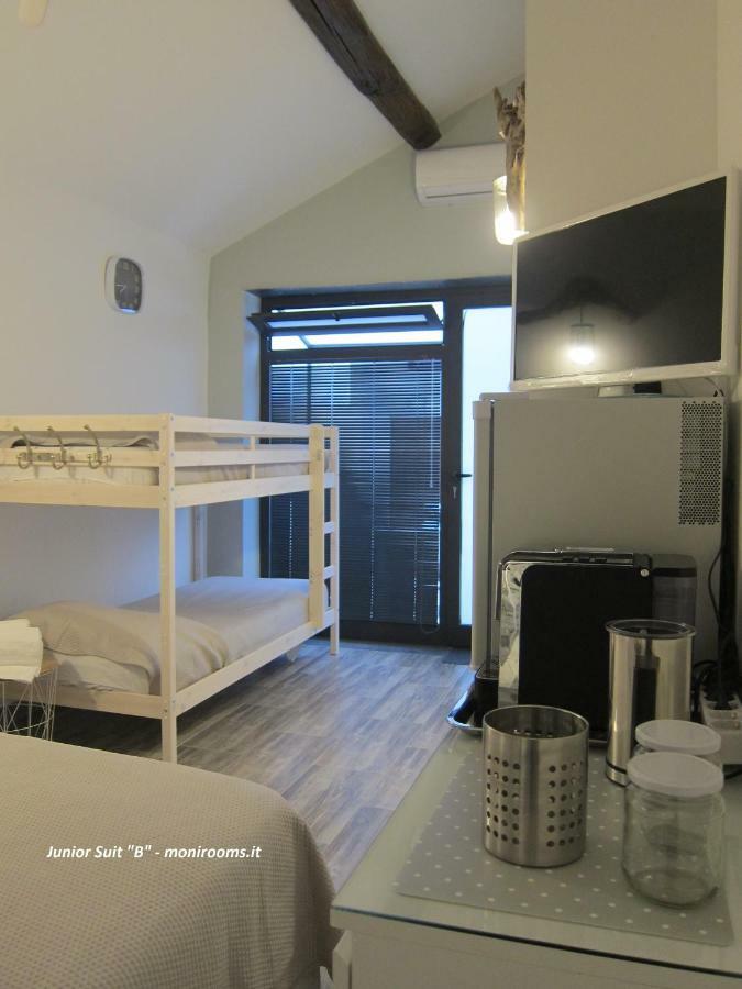 Moni Rooms Джарре Экстерьер фото