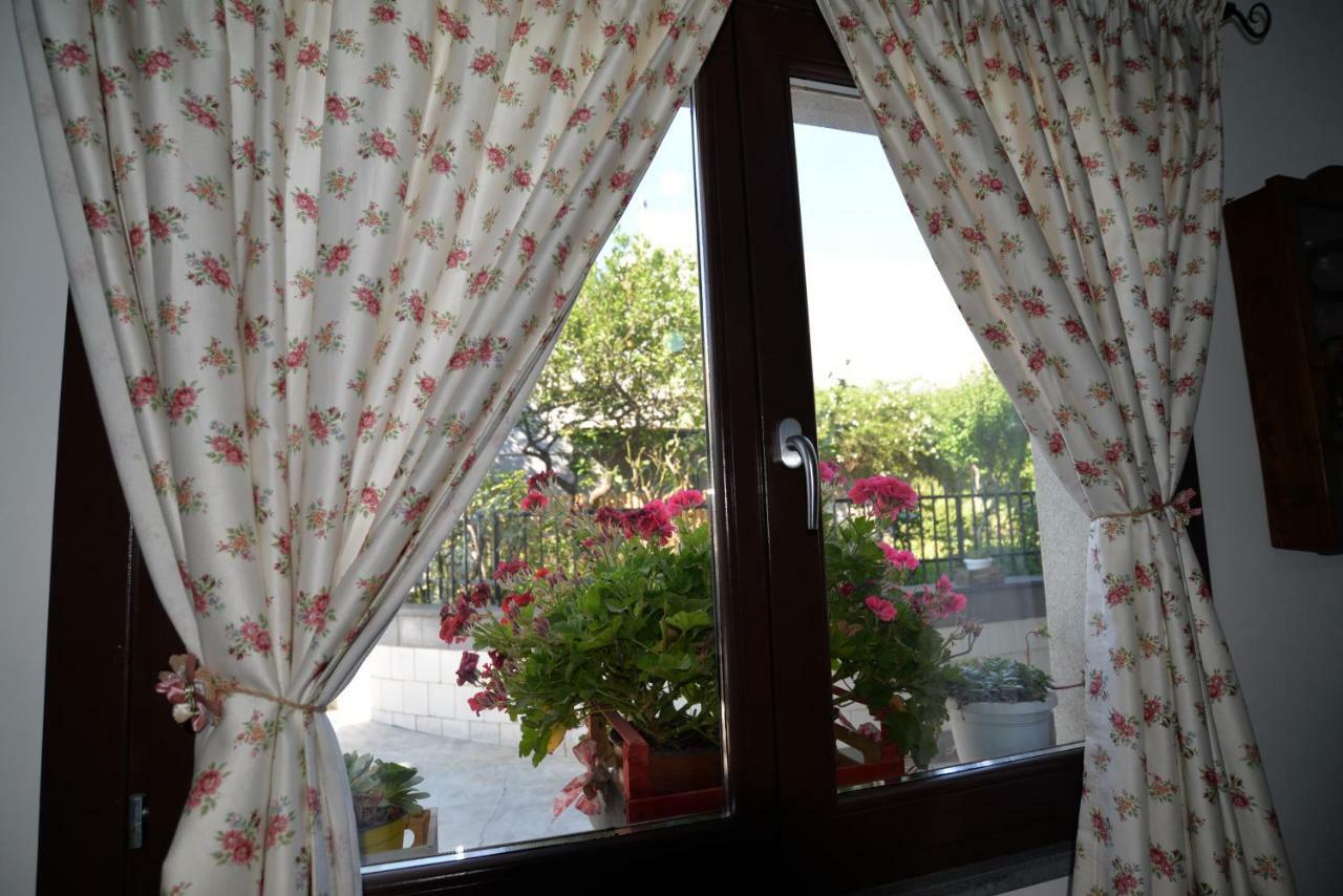 Moni Rooms Джарре Экстерьер фото
